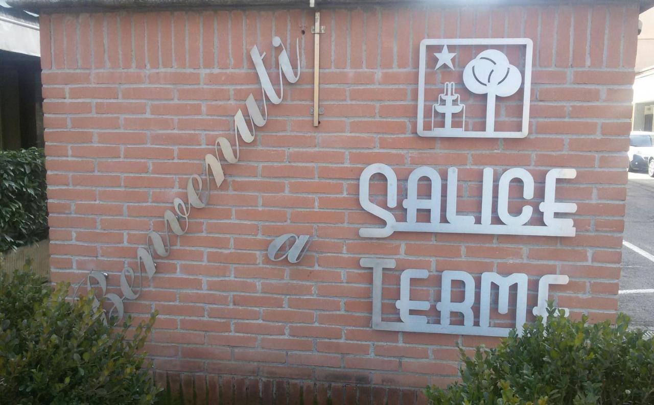 סליצ'ה טרמה Hotel Salus מראה חיצוני תמונה