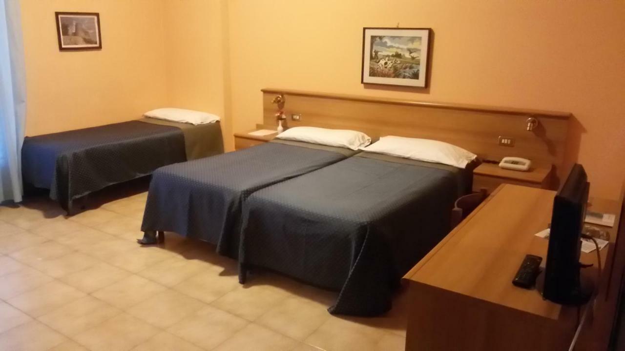 סליצ'ה טרמה Hotel Salus מראה חיצוני תמונה