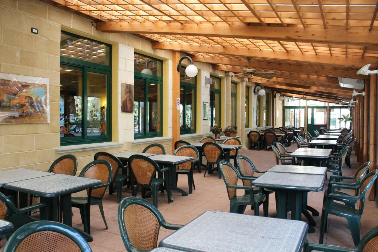 סליצ'ה טרמה Hotel Salus מראה חיצוני תמונה